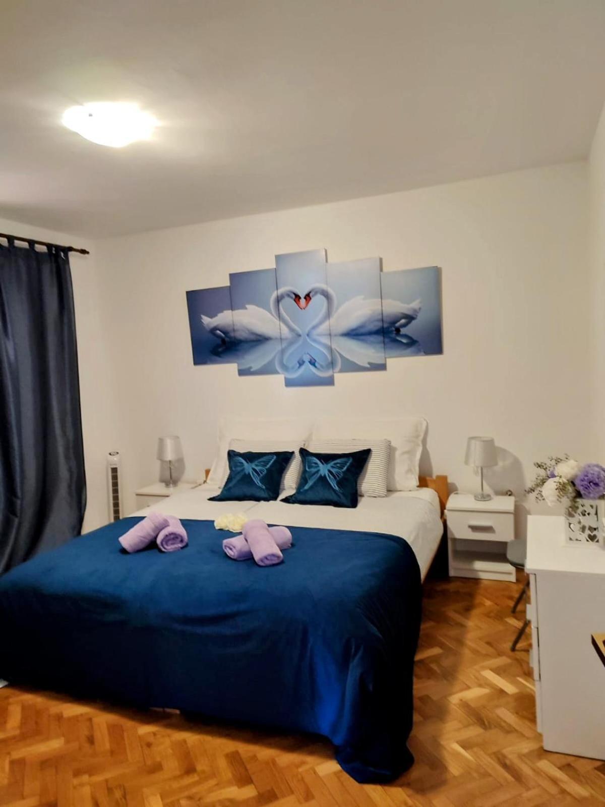 Mirela Apartment *